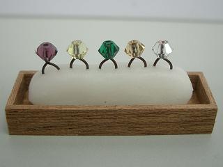 �h�[���n�E�X�E�~�j�`���A�E�ӂ��H�[