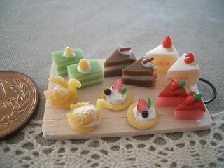 �h�[���n�E�X�E�~�j�`���A�E�ӂ��H�[