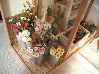 �h�[���n�E�X�E�~�j�`���A�E�ӂ��H�[